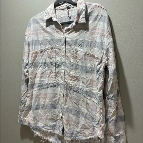 FREE PEOPLE • Women’s Loveland Plaid Pastel Button Down Shirt Size Small - Picture 4 of 6